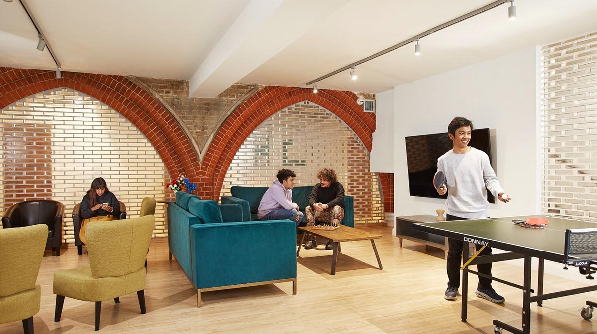 Burlington School of English